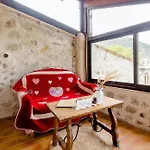 D'hotes - La Maison De Julie Πανσιόν 3*