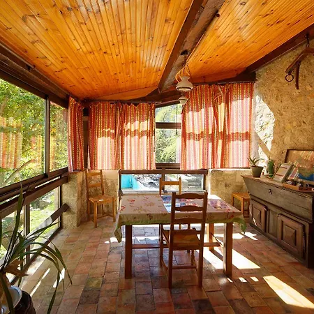 D'hotes - La Maison De Julie Vendégház Entrevaux