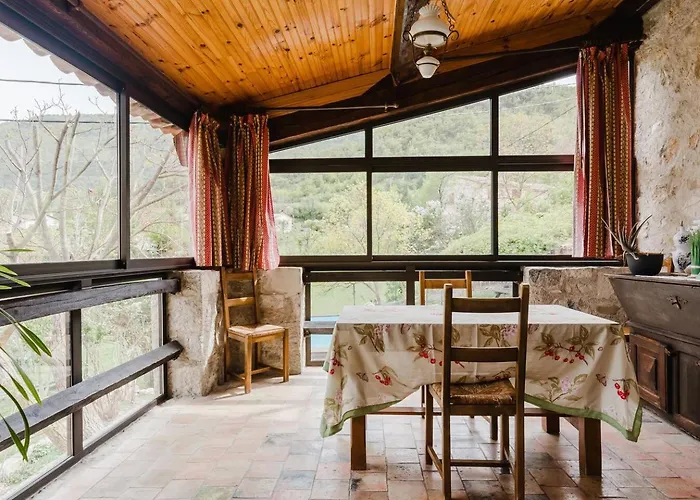 Maison d'hôtes D'hotes - La Maison De Julie Entrevaux